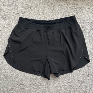 Lululemon original find your pace shorts
